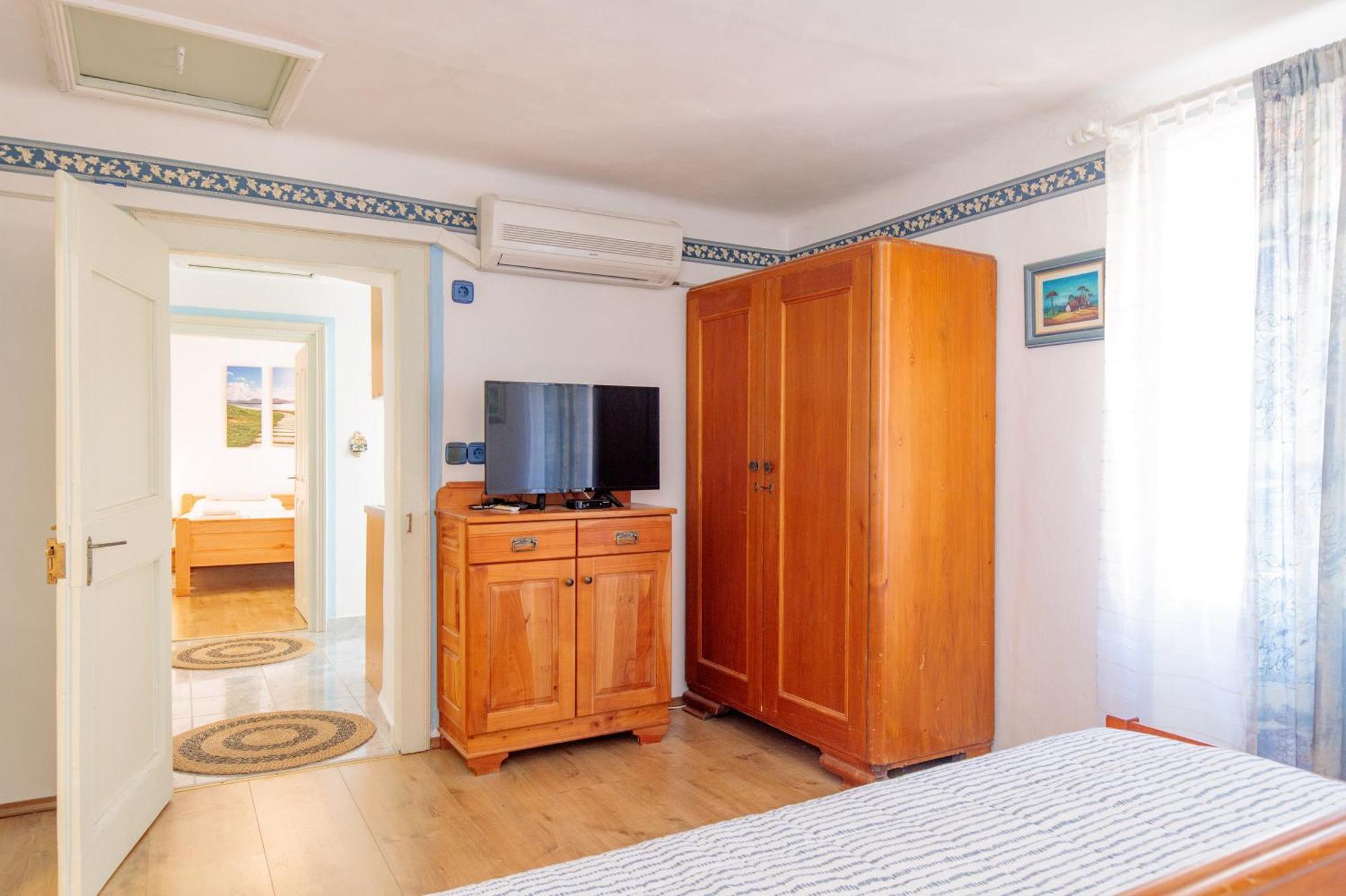 Apartment Villa Marija, Pinezici Krk Town Dış mekan fotoğraf