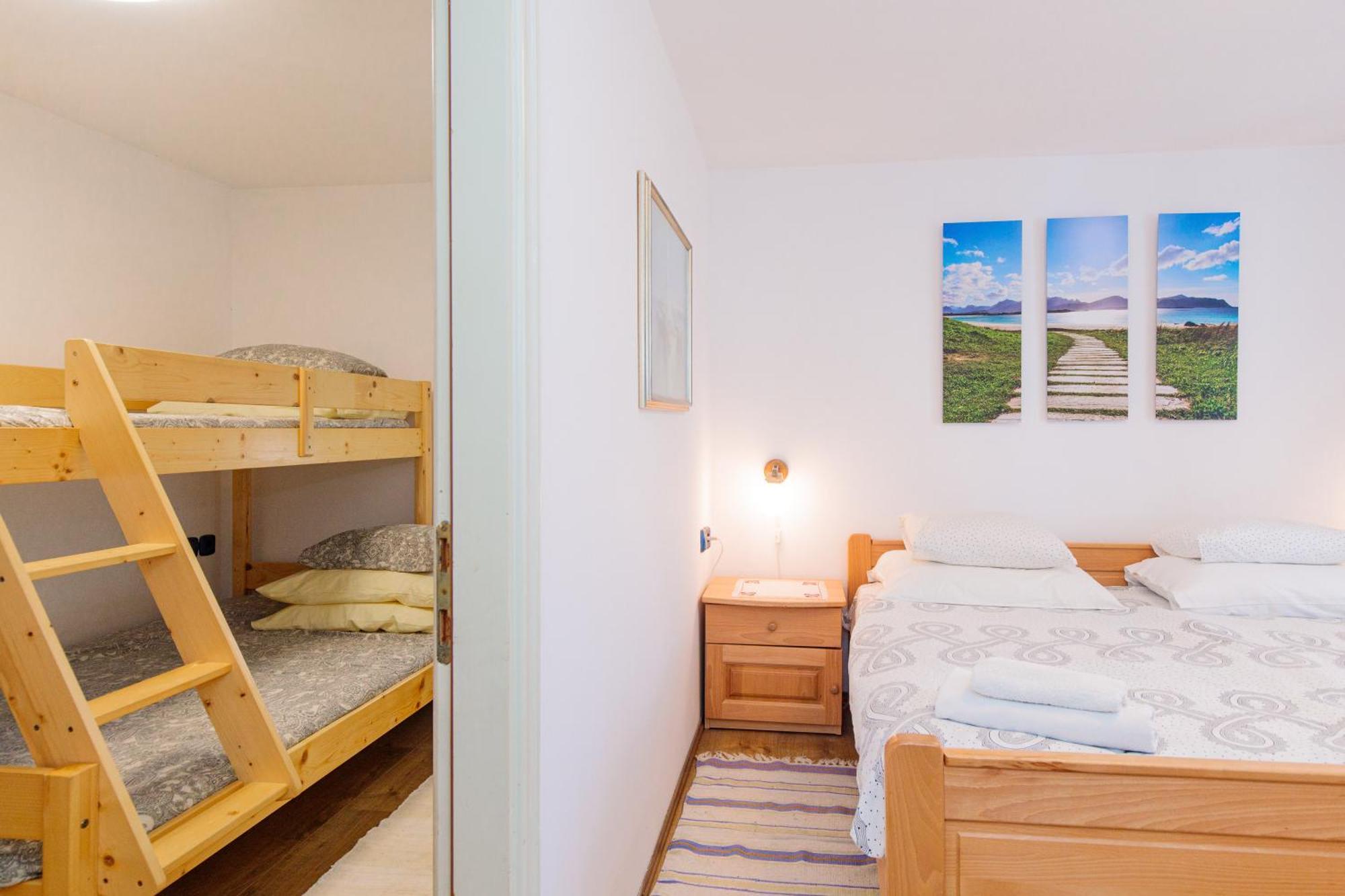 Apartment Villa Marija, Pinezici Krk Town Dış mekan fotoğraf