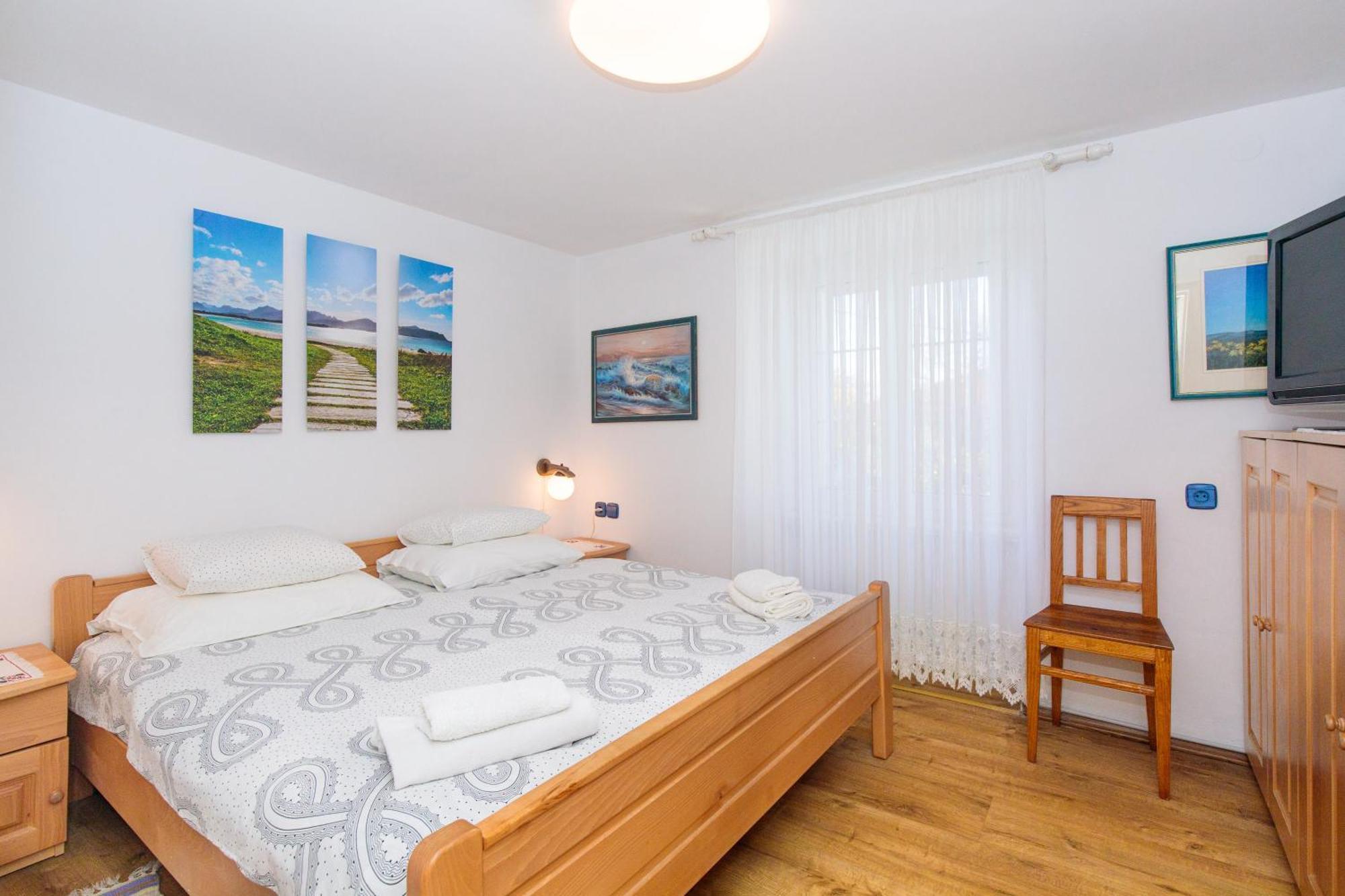 Apartment Villa Marija, Pinezici Krk Town Dış mekan fotoğraf