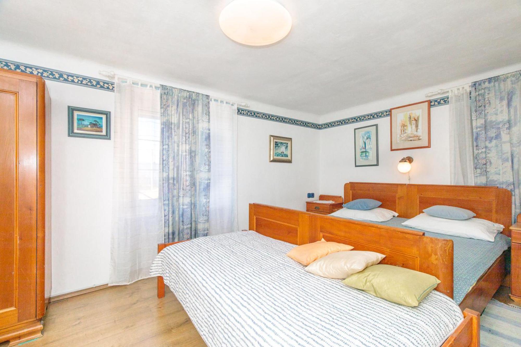 Apartment Villa Marija, Pinezici Krk Town Dış mekan fotoğraf